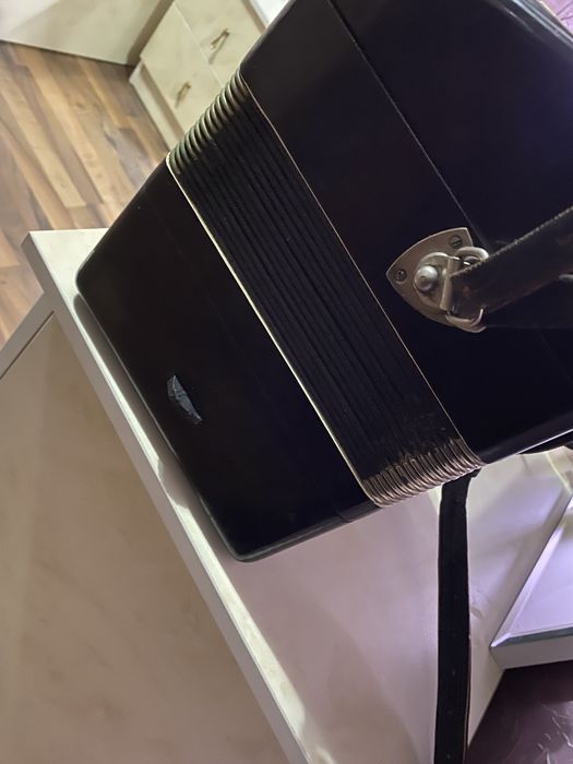 Продам баян тульский