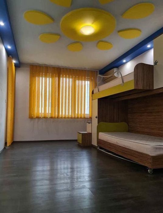 Дава се под наем Тристаен апартамент в София, Люлин 6 - 113 кв.м за 719 € - Снимка #2