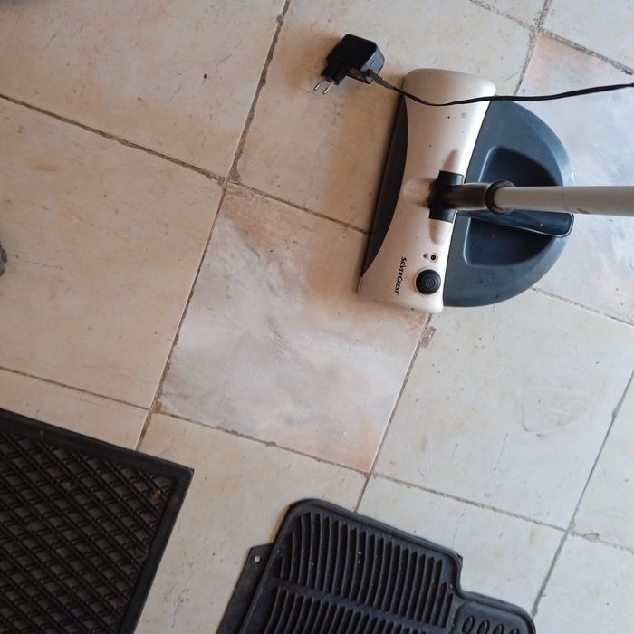 Matura cu perie electrica se poate incarca de lá priza