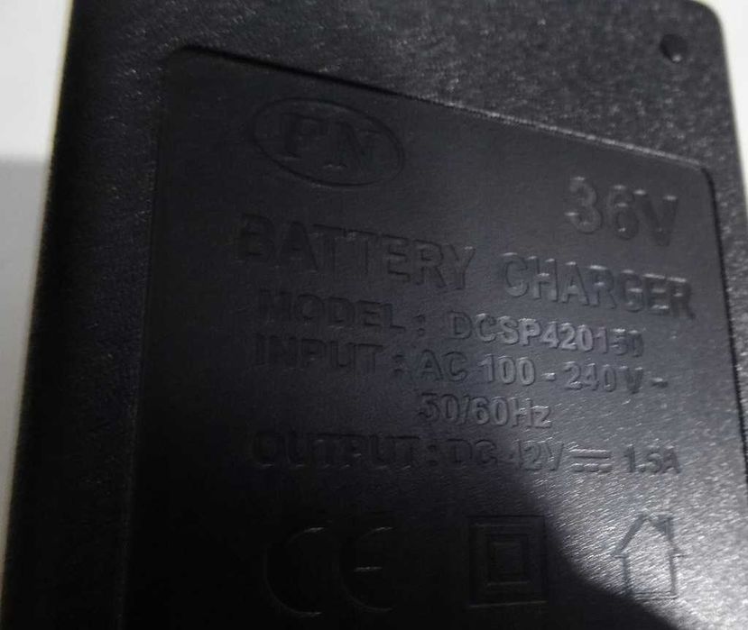 Мрежово зарядно за Електрически Скутер/Ховърборд ,3pin, 42VDC, 63W