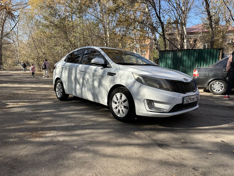 Продам авто kia rio