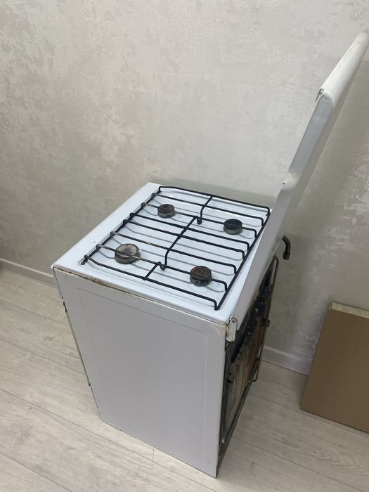 Продаю газ плиту в рабочем состояни