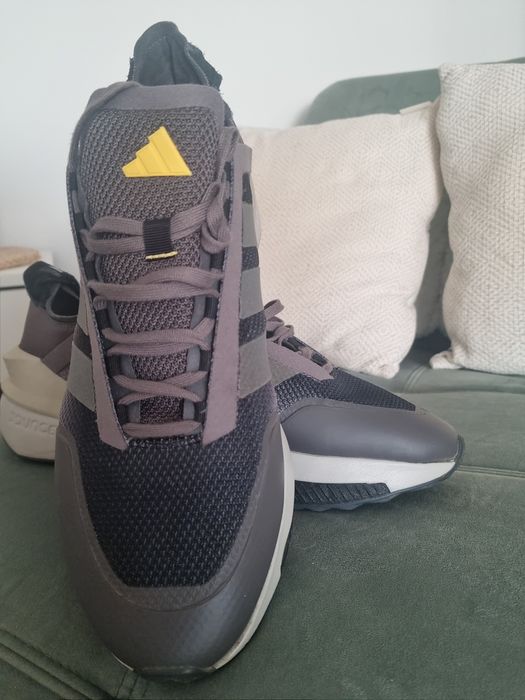 Adidas mărime 45
