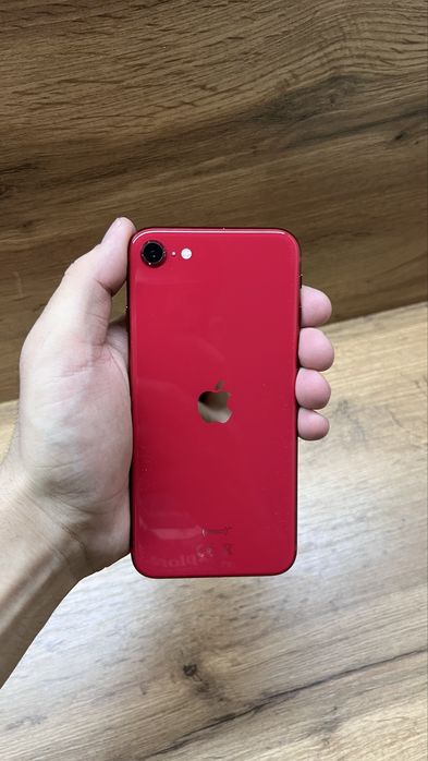 IPhone SE 128gb 74% red