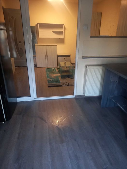 Garsoniera de inchiriat