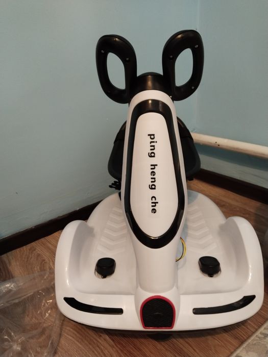 Электромобиль  новый