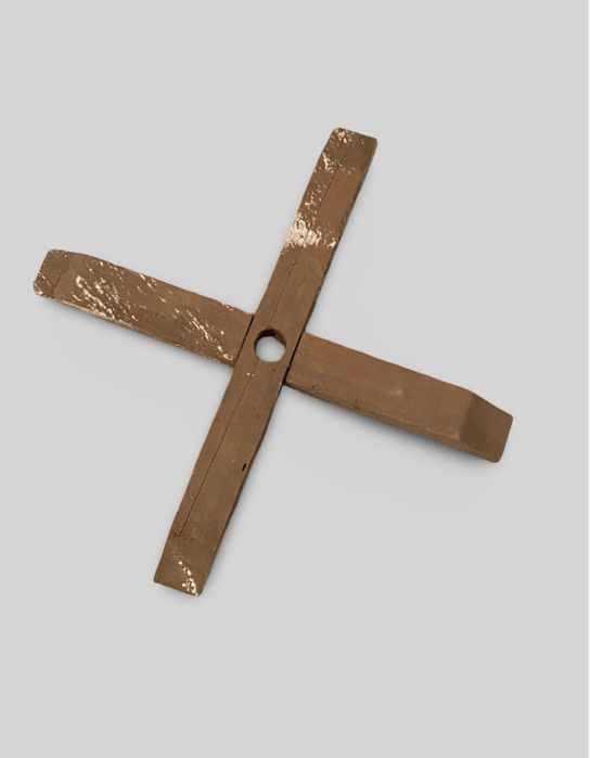 Крестовина для ёлки, деревянная, б/у.