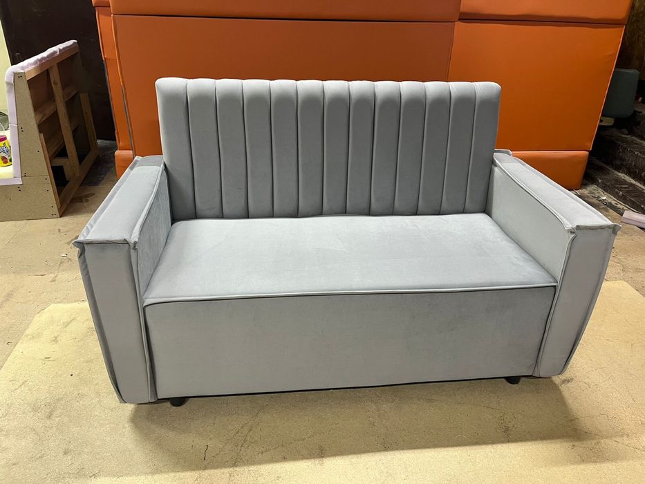 Диваны для кафе баров