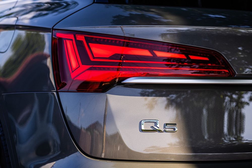Audi Q5 55 TFSI e PHEV 2025 S-line – Nou, Premium Plus, Unic proprietar