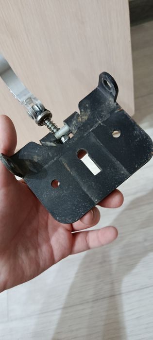 Продам крепление сидушки от куго м 4 про