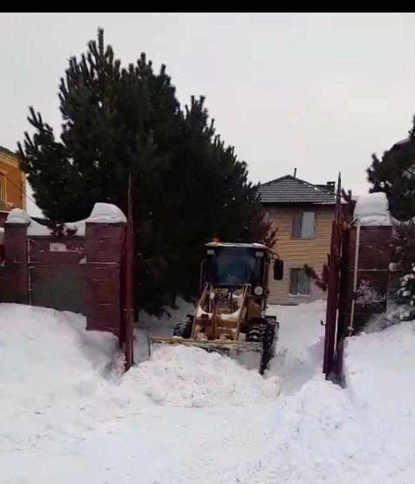 Аренда фронтального погрузчика, чистка снега