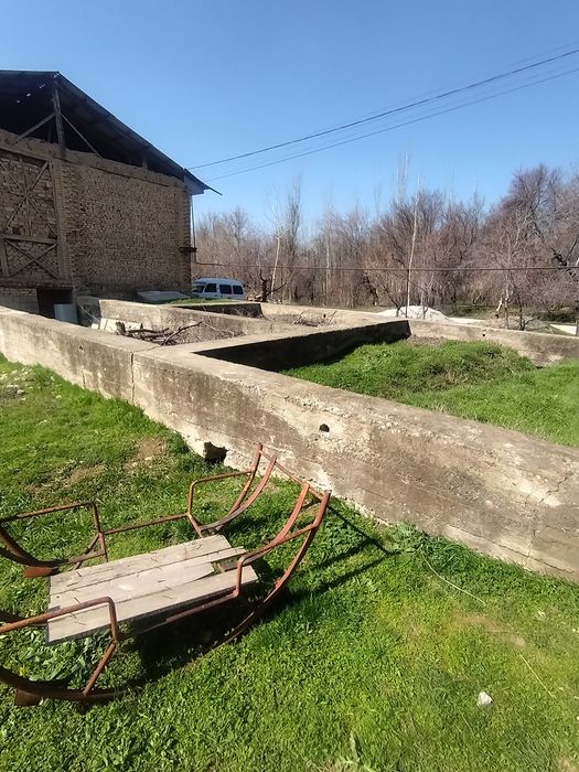 Yer sotiladi 10 sotix
