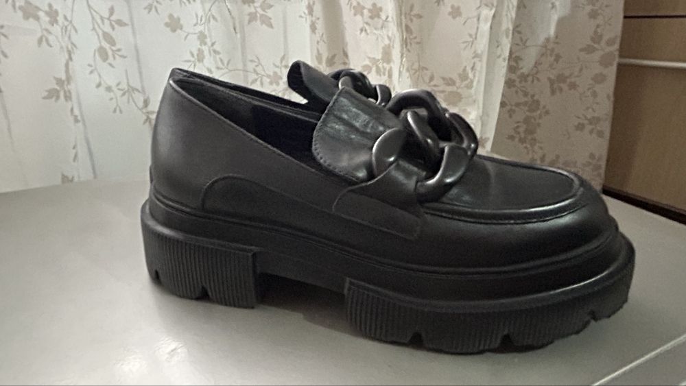 Туфли женские кожаные