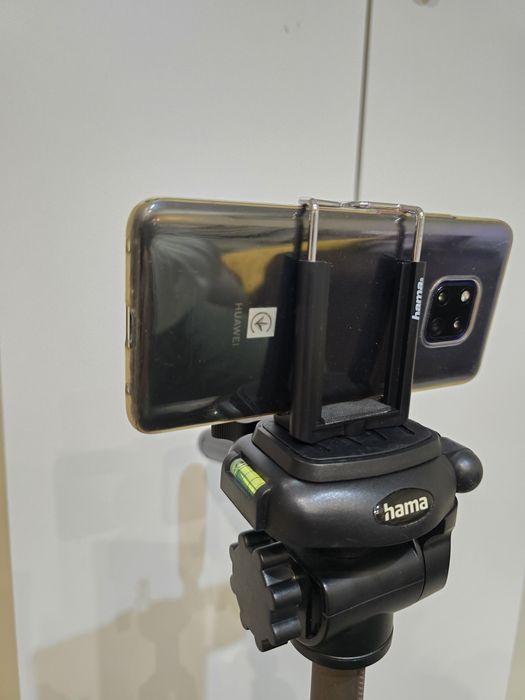 2 бр. Стативи Hama Star 61 с оригинални чанти