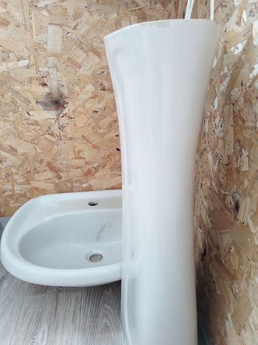 Продам раковину в ванную