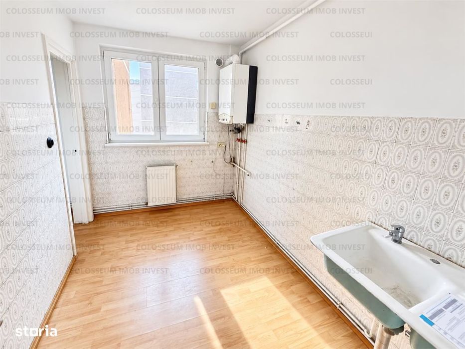 Astra/Cal.Bucuresti apartament 3 camere etaj intermediar ,liber