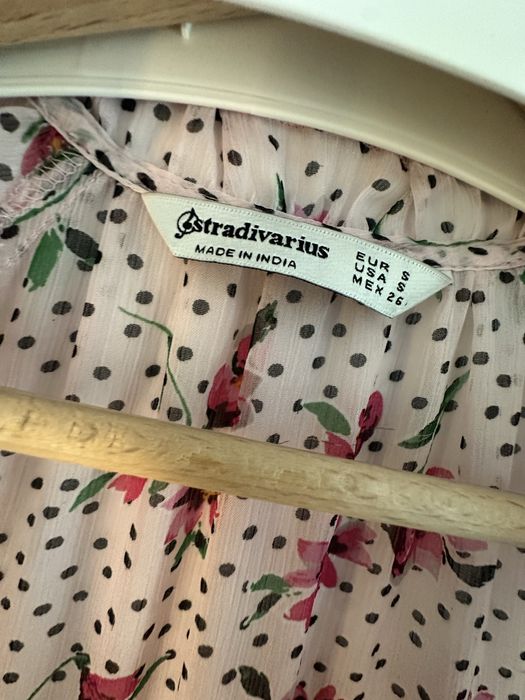 Rochie Stradivarius, S