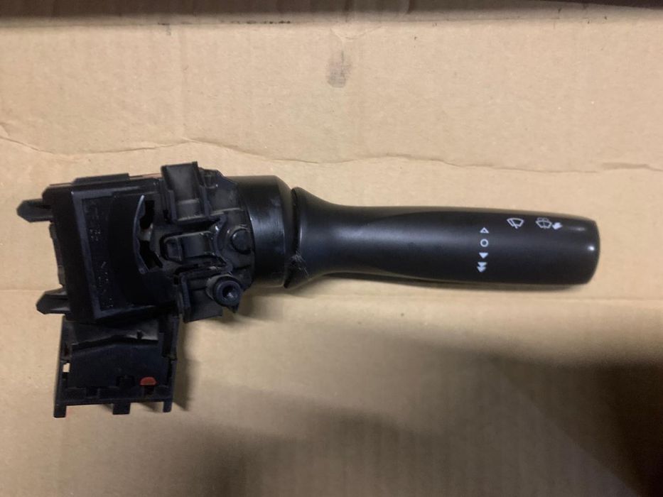 Запчасти на Хайлюкс пикап