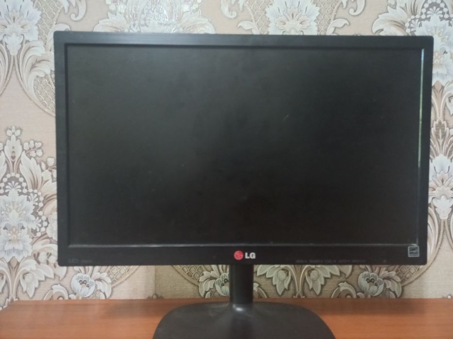 Системный блок и Манетор LG