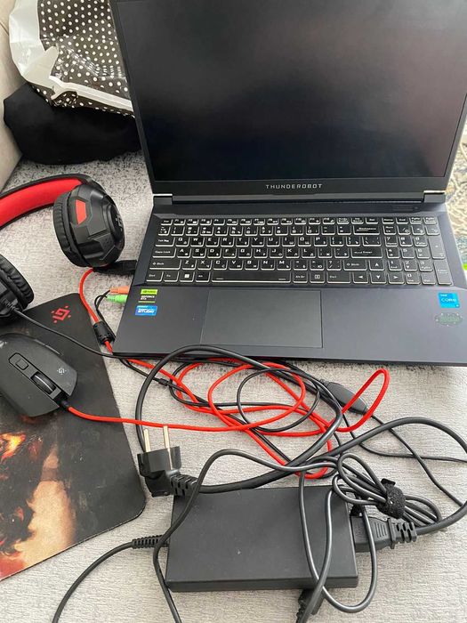 Ноутбук игровой1