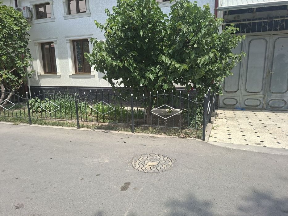 Ograjdeniya sotiladi zor