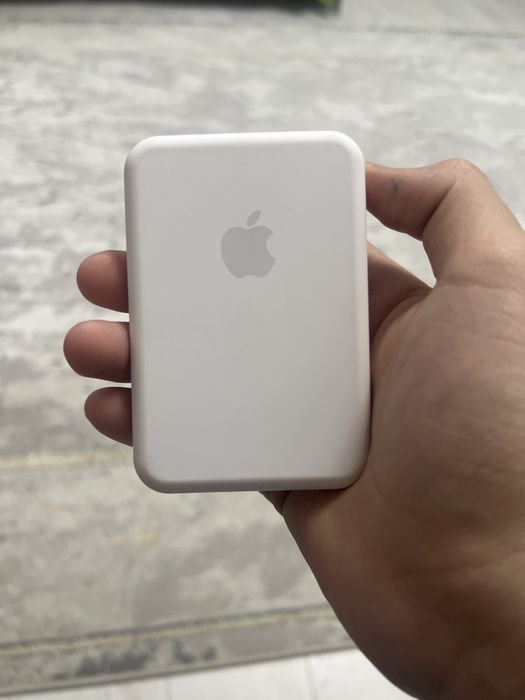 Продам повербанк новый