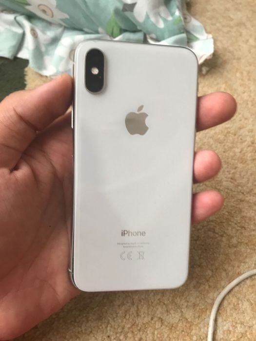 iPhone X telefoni