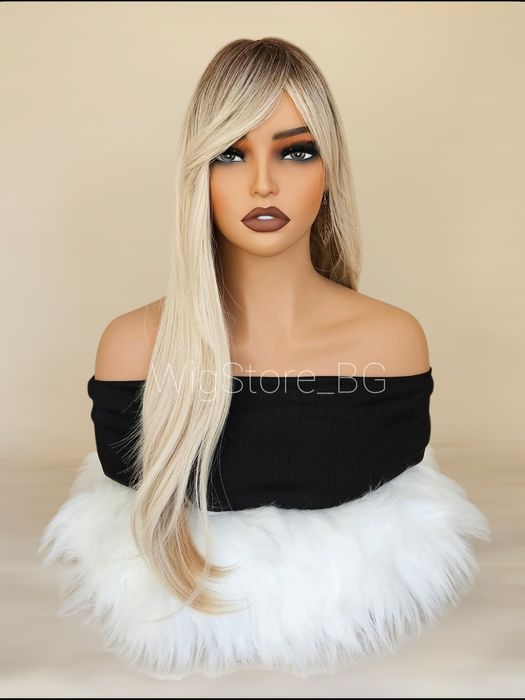 Руса перука средна дължина с бретон