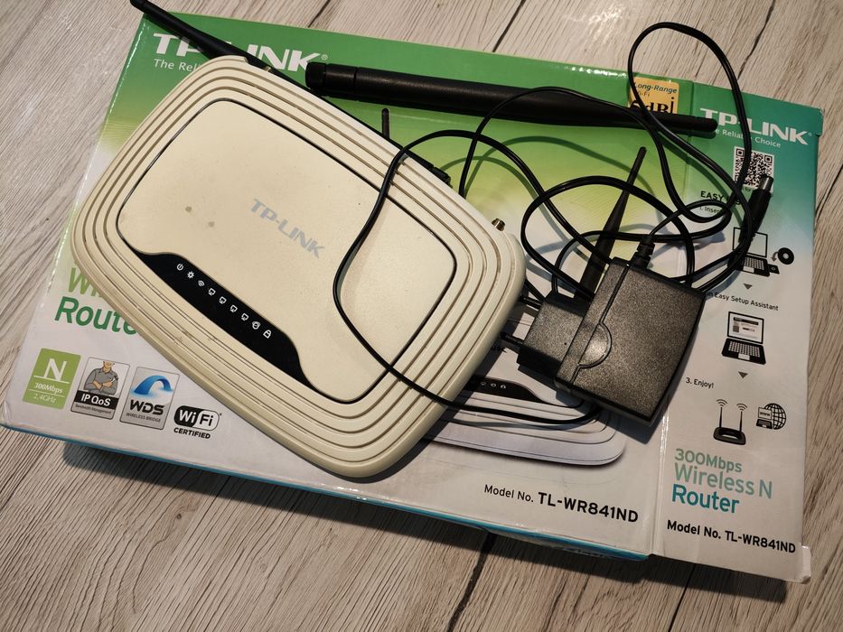 Router wireless tp-link wr841nd