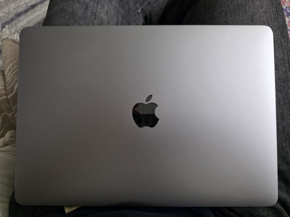 Mac book pro  m1