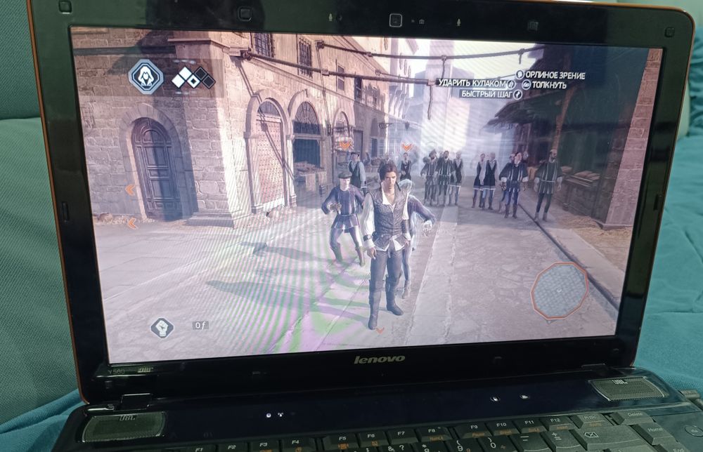 Ноутбук Lenovo Y560