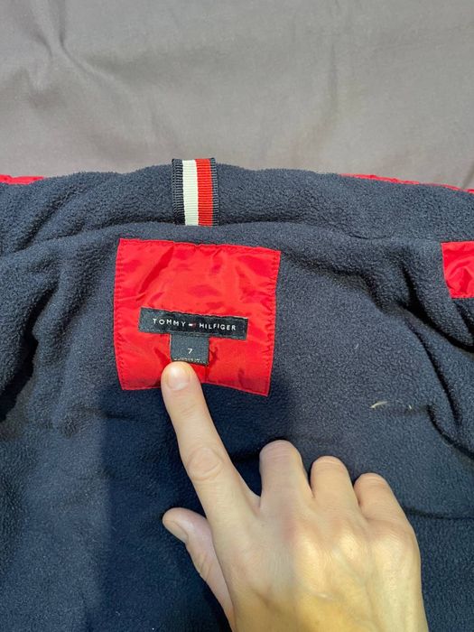 Детская куртка Hilfiger. 7-8 лет.