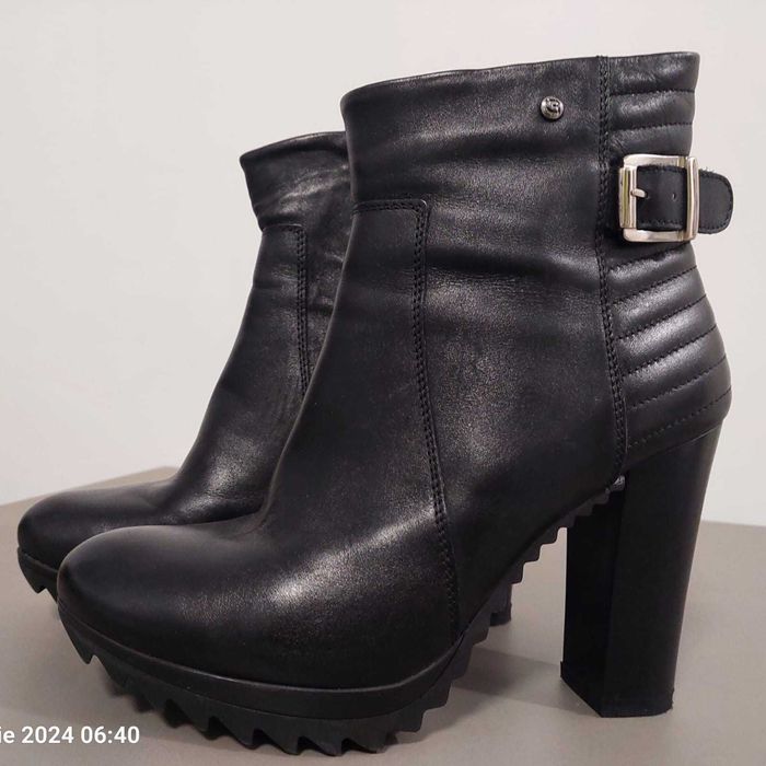 Botine elegante din piele naturală