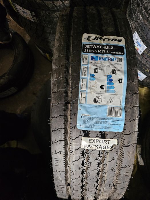 215 75 17.5 JKTYRE предни