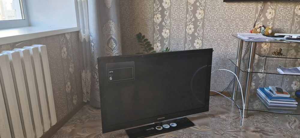 Жидкокристаллический телевизор