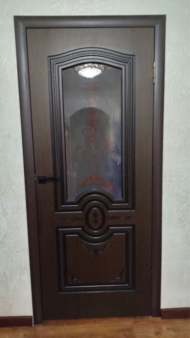 Продам межкомнатные двери