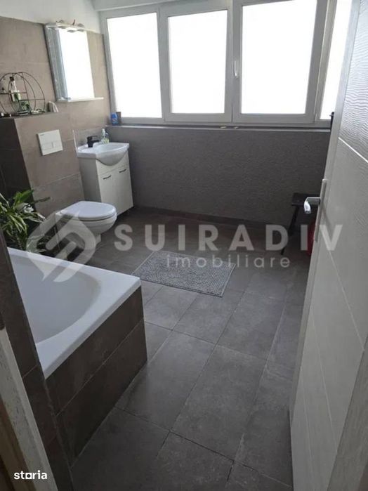 Casa cu 4 camere, recent renovata, 2 parcari- zona Rivus