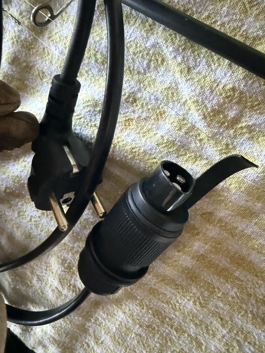 Incarcator baterii lifepo4 minn kota