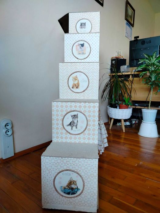 Котешка катерушка с къща, ПДЧ, ръчна декорация, УНИКАТ