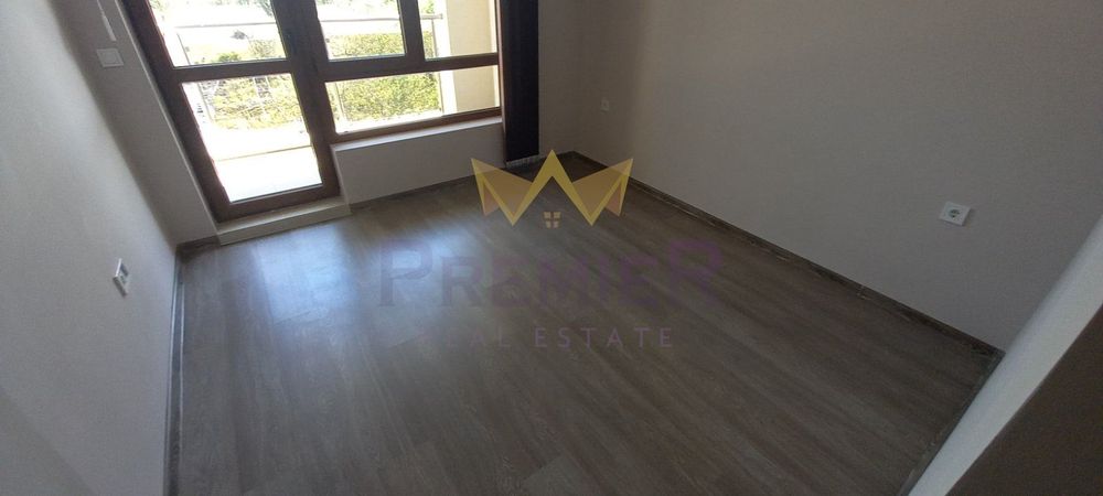 Дава се под наем Тристаен апартамент в Варна, Бриз - 80 кв.м за 510 € - Снимка #9