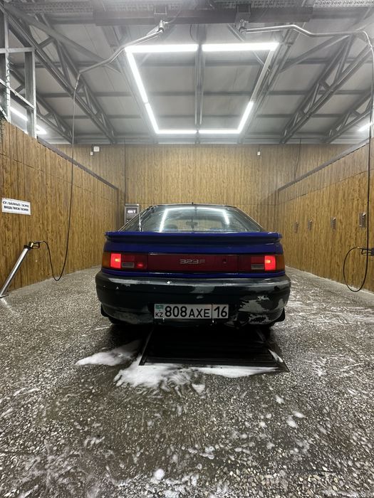 Продам mazda 323f