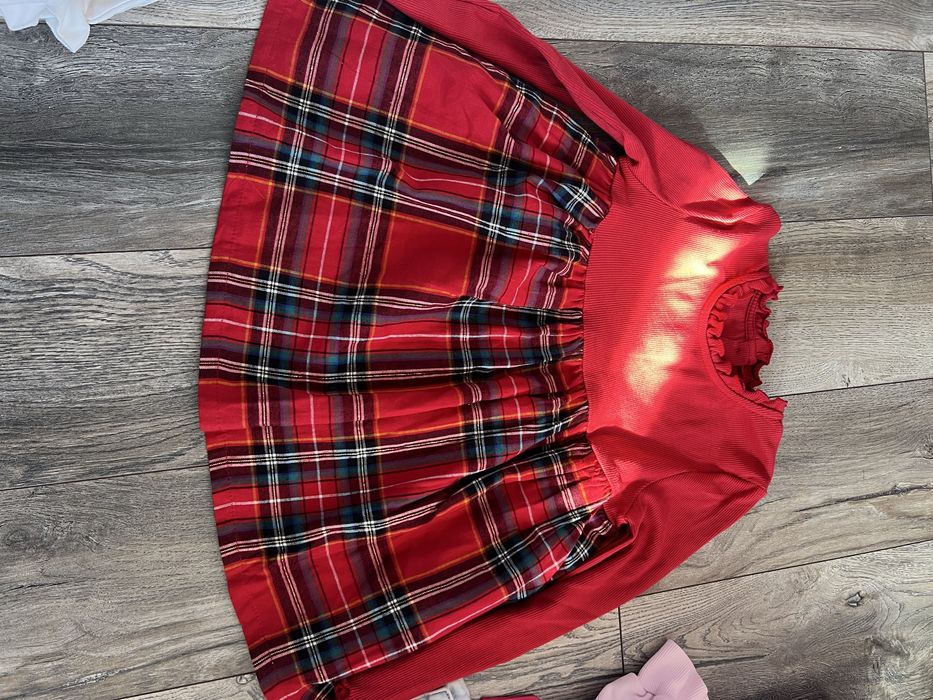 Rochii,bluza si cardigan