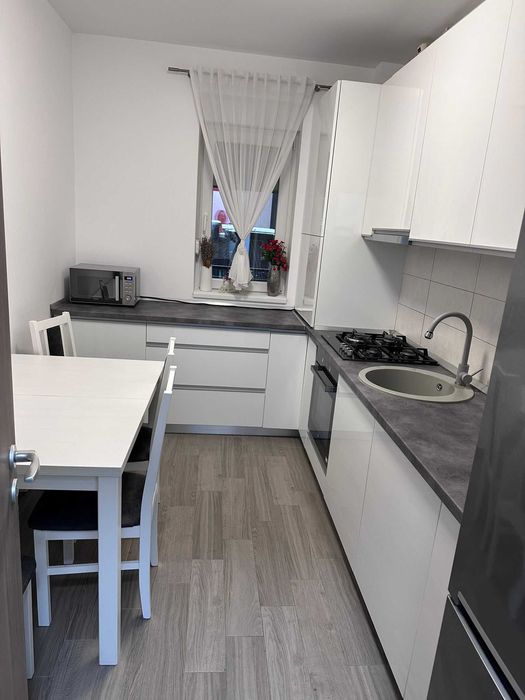 Proprietar, inchiriez apartament 2 camere la parter cu gradina - Giroc