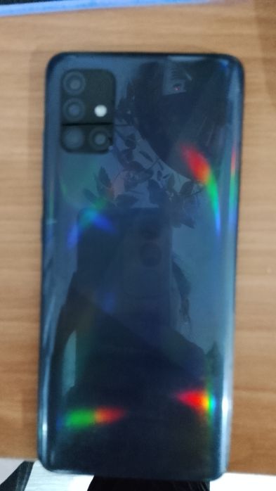 Продам телефон Самсунг