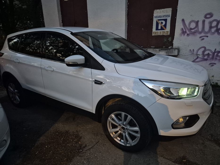 FORD Kuga 2018 — imagine 2