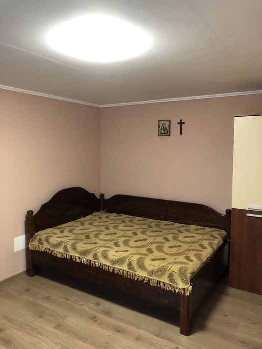 Închiriez casă în Focșani