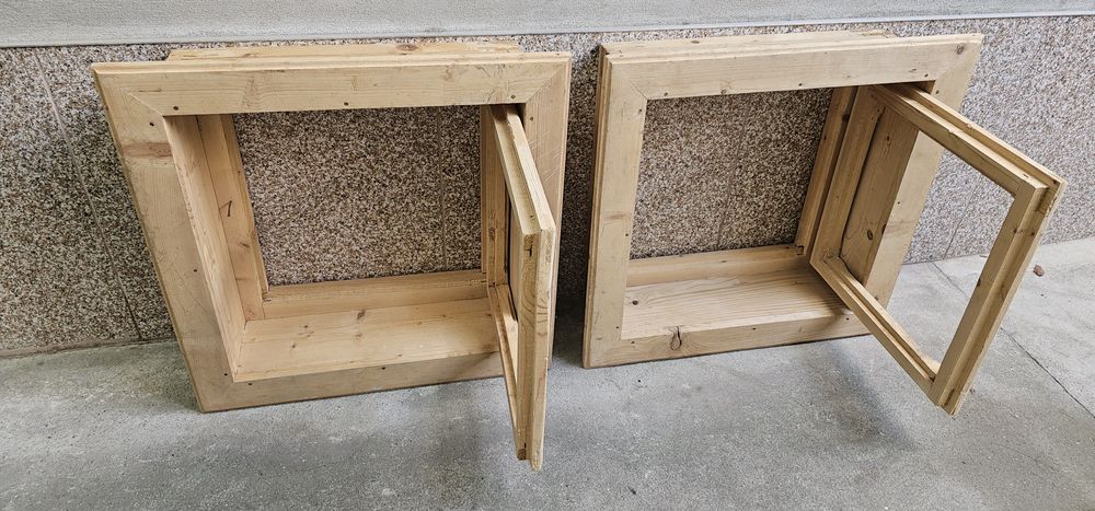 Vând Geamuri / Ferestre duble și simple din lemn (NOI)