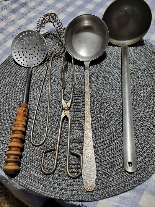 Ножове и др прибори