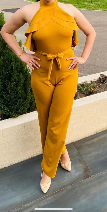Salopetă elegantă