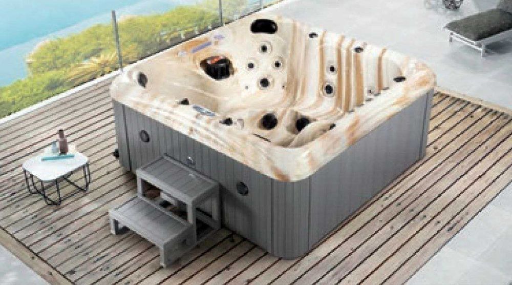 Джакузи СПА бассейн для дачи и двора / Jakuzi SPA vanna